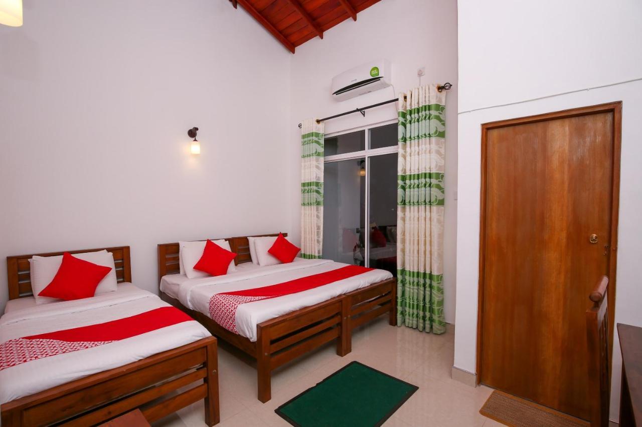Oyo 438 Sarala Residence Hotel Kandy Eksteriør bilde